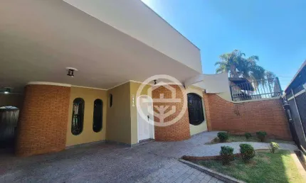 Casa com 3 dormitórios para alugar, 191 m² por R$ 3.760,00/mês - Centro - Barretos/SP