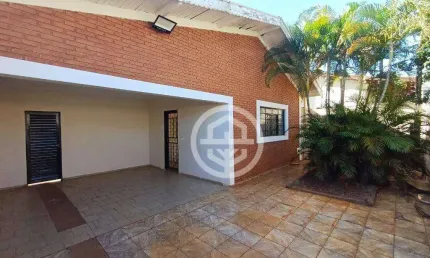 Casa com 2 dormitórios para alugar, 113 m² por R$ 1.500,00/mês - Jockey Club - Barretos/SP