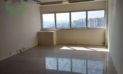 Sala comercial para alugar na Rua Irmã Pia, Jaguaré, São Paulo