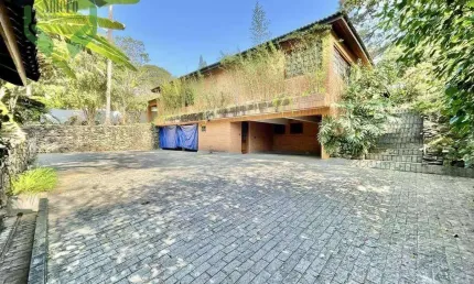 Sobrado com 5 dormitórios, 923 m² - venda por R$ 2.950.000,00 ou aluguel por R$ 20.782,68/mês - Vila Santo Antônio - Cotia/SP