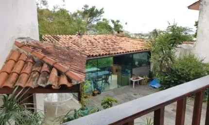 Casa com 5 quartos à venda em camboinhas, niterói , 410 m2 por r$ 2.800.000