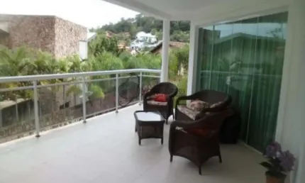 Casa com 3 quartos à venda em Itaipu, Niterói 