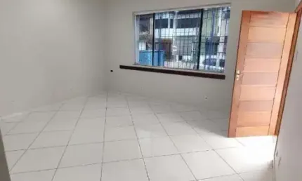Casa comercial com 6 salas à venda no Centro, Macaé  por R$ 849.000