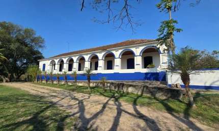 Fazenda com 3 salas à venda no Badureco, Itaboraí  por R$ 2.600.000
