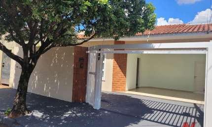 Casa para locação 03 dormitórios com suíte próximo ao Shopping Cidade Norte - São José do Rio Preto/SP