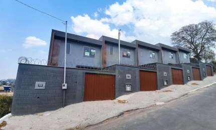 Casa para Venda em São José da Lapa, Dom Pedro, 3 dormitórios, 1 suíte, 3 banheiros, 2 vagas