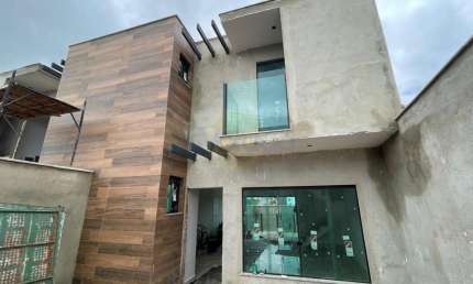 Casa para Venda em Santa Luzia, Liberdade, 3 dormitórios, 1 suíte, 3 banheiros, 4 vagas