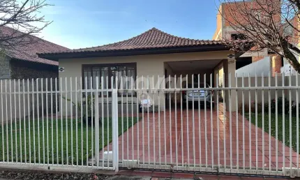 Casa com terreno de 500 metros quadrados no jardim la salle toledo parana