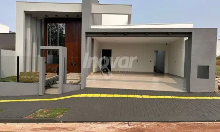Casa na vila industrial de alto padrao, com 1 suite master e mais  duas suites