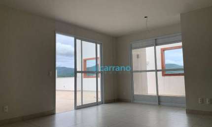 Cobertura com 3 dormitórios, sendo 1 suíte à venda, 156 m² por R$ 1.885.311 - Agronômica - Florianópolis/SC