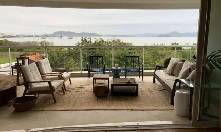 Apartamento com 4 suítes para alugar, 254 m² por R$ 16.900/mês - Cachoeira do Bom Jesus - Florianópolis/SC