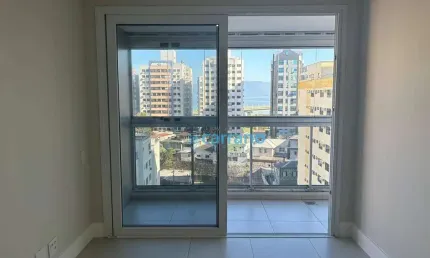 Apartamento com 2 dormitórios(1 suíte) à venda, 73 m² por R$ 1.400.000 - Centro - Florianópolis/SC