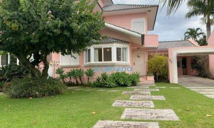 Casa com 3 dormitórios à venda, 200 m² por R$ 3.450.000 - Jurerê - Florianópolis/SC
