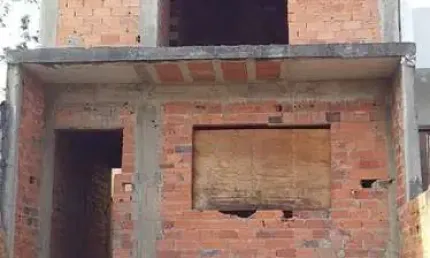 Casa em condomínio fechado com 2 quartos à venda na Rua Sucupira, 25, Jardim Residencial das Dálias, Sorocaba por R$ 270.000