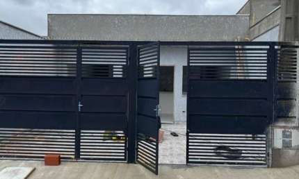Casa com 2 quartos à venda na Rua Levi Martins, 26, Parque Vista Barbara, Sorocaba por R$ 250.000