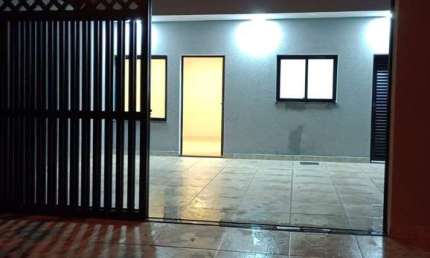 Casa com 3 quartos à venda na Rua Maria Ferreira da Silva, 8, Parque Vista Barbara, Sorocaba por R$ 370.000