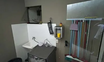 Casa com 2 quartos à venda na benedicto antunes, 19, jardim santo andré, sorocaba por r$ 325.000