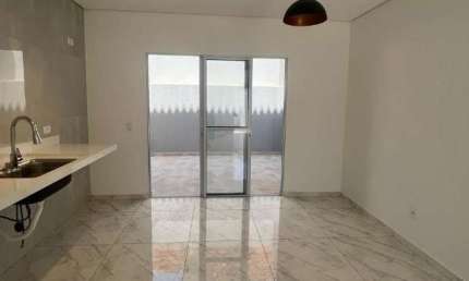 Casa com 2 quartos à venda na Maria Eugênia Pereira, 31, Jardim Itanguá, Sorocaba por R$ 370.000