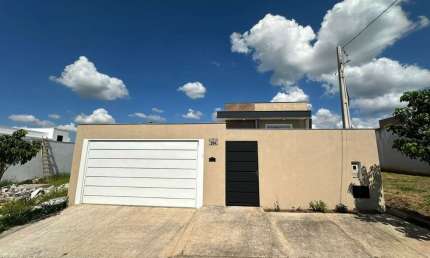 Casa em condomínio fechado com 3 quartos à venda na Rodovia João Leme Dos Santos, 117, Jardim São Lucas, Salto de Pirapora por R$ 640.000