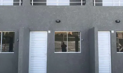 Casa com 2 quartos à venda na Francisco Lopes Soares, 388, Vila Helena, Sorocaba por R$ 215.000
