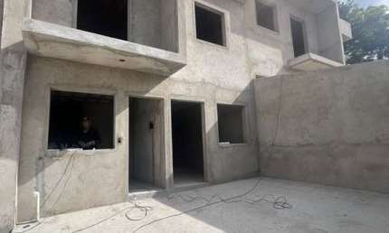 Casa com 2 quartos à venda na Nove de Julho, 418, Vila Barão, Sorocaba por R$ 276.000
