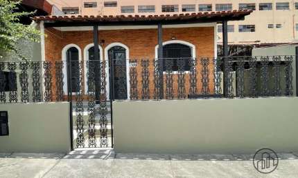 Casa com 3 quartos à venda na Carlos Smith, 517, Jardim Maria Antônia Prado, Sorocaba por R$ 550.000