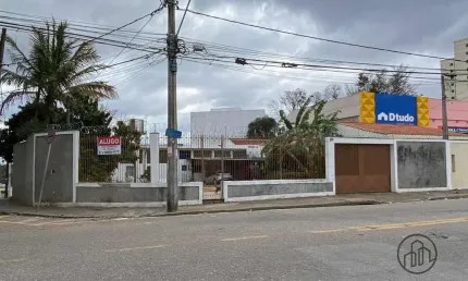 Casa com 1 quarto à venda na Gonçalves Júnior, 458, Vila Barão, Sorocaba por R$ 1.700.000