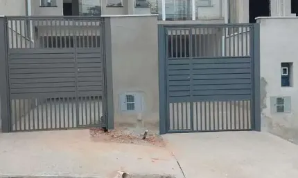 Casa com 2 quartos à venda na Antônio Pedro da Luz, 231, Jardim Piazza di Roma, Sorocaba por R$ 380.000