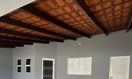 Casa com 2 quartos à venda na Orélio Sabadin, 279, Jardim Santa Bárbara, Sorocaba por R$ 359.000