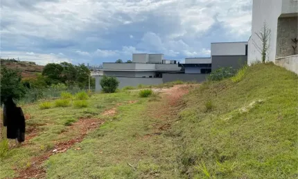 Terreno em condomínio fechado à venda na clelia carrara, 1215, loteamento sunlake spa residencial, votorantim por r$ 330.000