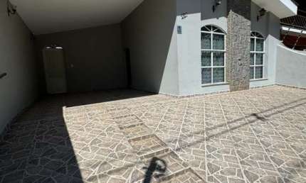Casa com 4 quartos à venda na Cláudio Pinto Nascimento, 229, Parque Morumbi, Votorantim por R$ 690.000