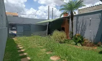 Casa com 2 quartos à venda na Rua Helena Maria Amaro da Cunha, 226, Wanel Ville, Sorocaba por R$ 490.000