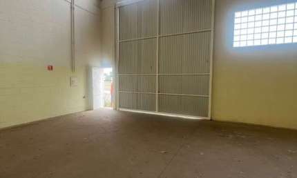 Barracão / Galpão / Depósito para alugar na Avenida Paraná, 2862, Cajuru do Sul, Sorocaba por R$ 15.000