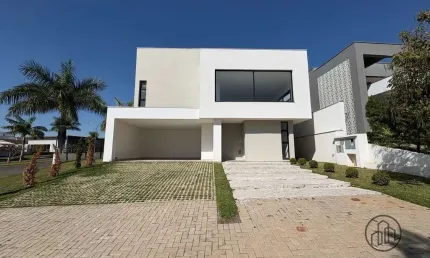Casa em condomínio fechado com 3 quartos à venda na Rua Júlio Cassola, 4, Alphaville Nova Esplanada, Votorantim por R$ 2.300.000