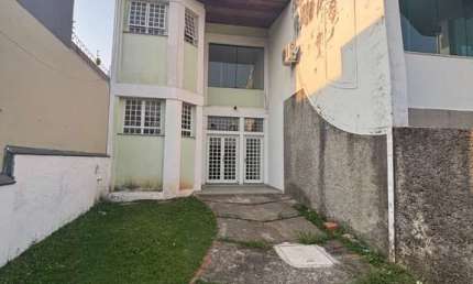 Casa com 2 quartos para alugar na Gonçalves Magalhães, 198, Vila Trujillo, Sorocaba por R$ 5.000
