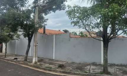 Casa com 3 quartos à venda na Guido Mencacci, 214, Jardim Astro, Sorocaba por R$ 550.000