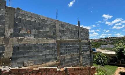 Terreno à venda na Fernando Antonio Guerner Camargo, 463, Jardim Wanel Ville V, Sorocaba por R$ 140.000