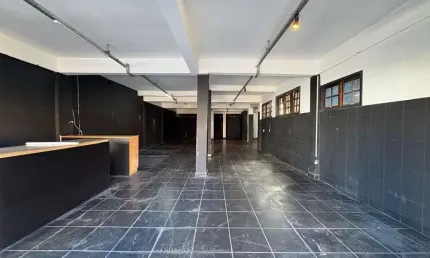 Barracão / Galpão / Depósito à venda na José Crespo Filho, 926, Conjunto Habitacional Júlio de Mesquita Filho, Sorocaba por R$ 650.000