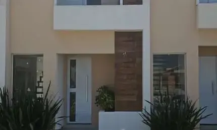 Casa em condomínio fechado com 2 quartos à venda na Mário Faria, 421, Jardim Maria Elvira, Sorocaba por R$ 260.000