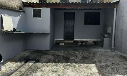 Casa com 2 quartos à venda na Mascarenhas Camelo, 293, Vila Santana, Sorocaba por R$ 410.000