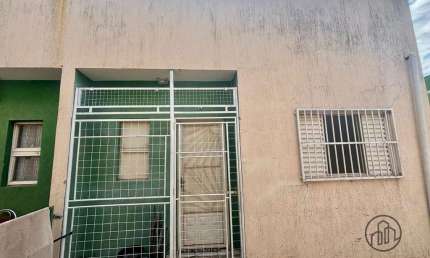 Casa em condomínio fechado com 2 quartos à venda na Rua Quirino de Mello, 1200, Aparecidinha, Sorocaba por R$ 149.900