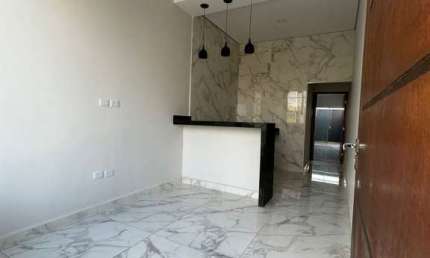 Casa com 1 quarto à venda na Vicente Leão Sobrinho, 11, Parque Vista Barbara, Sorocaba por R$ 200.000