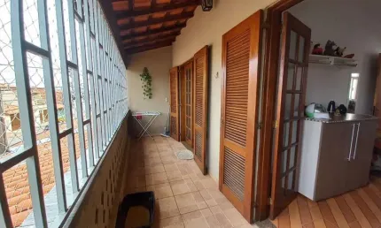 Casa com 3 quartos à venda na doutor eugênio silvano, 320, jardim maria eugênia, sorocaba por r$ 520.000