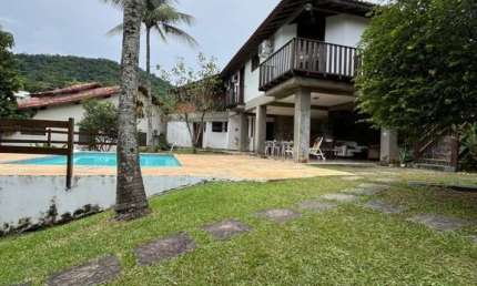 Casa em condomínio fechado com 3 quartos à venda na Condomínio Vale de Itaipu, Itaipu, Niterói, 701 m2 por R$ 2.200.000
