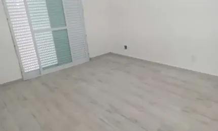 Casa com 2 quartos à venda no Embaré, Santos  por R$ 890.000