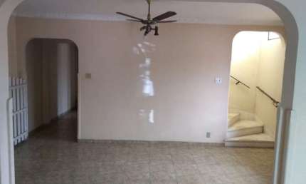 Casa com 4 quartos à venda no Boqueirão, Santos  por R$ 2.200.000