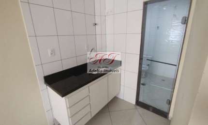 Apartamento para locação no Centro de Santos-SP: 1 quarto, 1 banheiro, 23m² de área. Encontre seu novo lar agora!