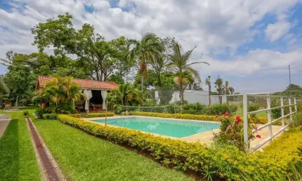 Chacara À Venda, 257m - 3 Dorm. 1 Suite - R$ 1.489.000 - Cond. Chac. 3 Marias - Sorocaba