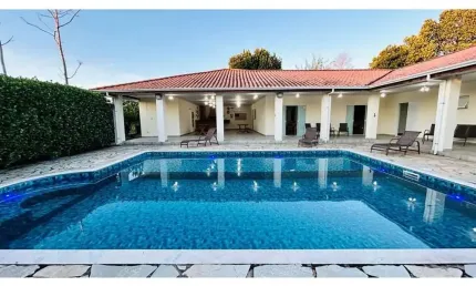 Chácara à Venda - 5.500m2 - 400m de Construção - 3 Suítes - Piscina Aquecida - Alumínio-SP