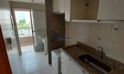 Imóvel à venda em Cuiabá: Apartamento no Residencial Alvorada, 83m², com área privativa e móveis planejados.